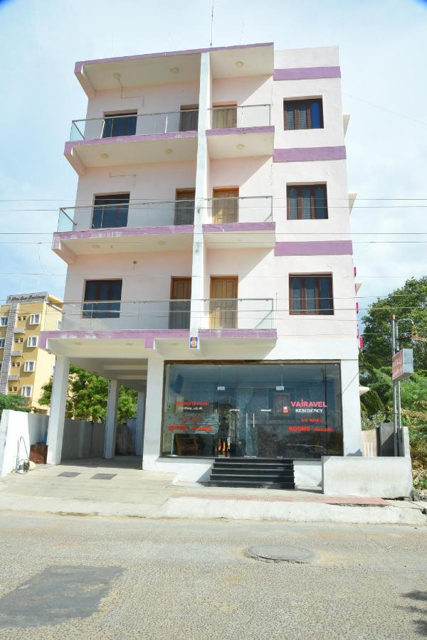 Thiruchendur Stayz Vairavel Residency Bagian luar foto